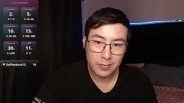 andrewmhilton_'s Live XXX Chat