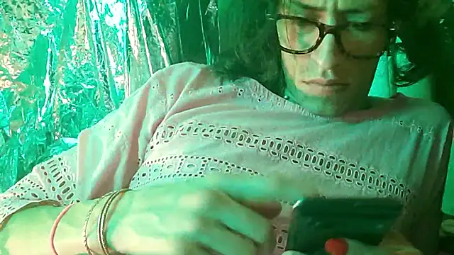 gurlnips Live XXX Chat