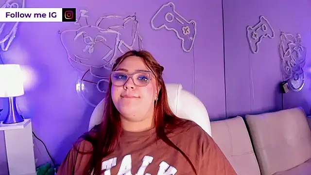 Camiila_Osorio Adlı Modelin Canlı XXX Sohbeti