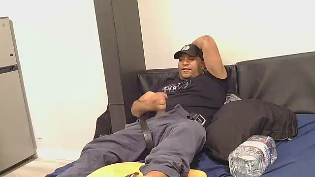 Pwnst3r: διαδικτυακό σόου στην κάμερα