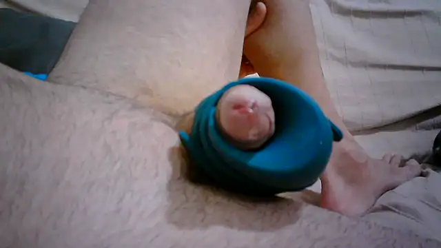 lolos85 Show in webcam