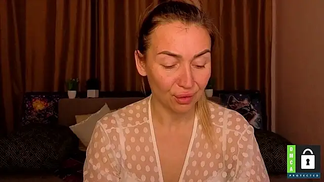 Kiss_julli88I live XXX chat