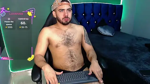 adamhairy's Webcam Show