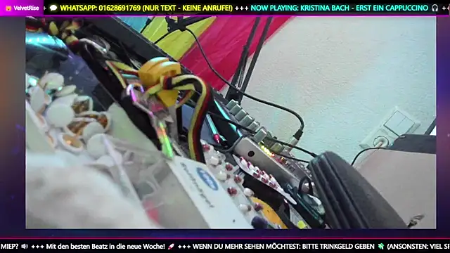 VelvetRise's Live XXX Chat