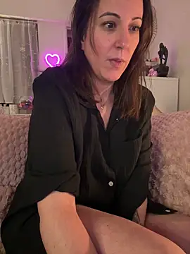 Chatroom XXX en direct de MarahWdsn