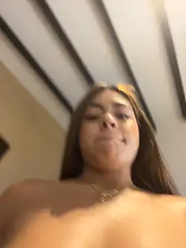 MayaMoanXXX: онлайн-секс-чат