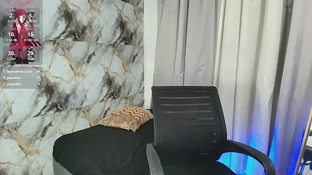 Онлайн чат XXX aisha_brunette18