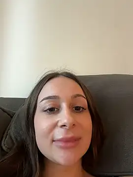 XXX chat uživo modela ChiaraSommer