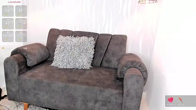 Chatroom XXX en direct de Naomy-lopez