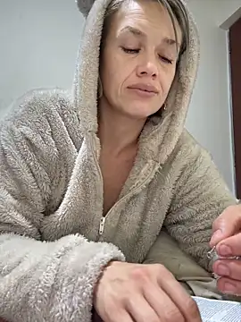 Онлайн чат XXX MAGDALAKOVANOVA