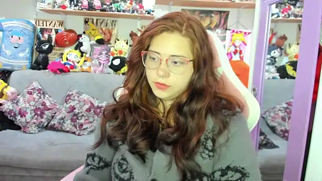 Онлайн чат XXX soficammy