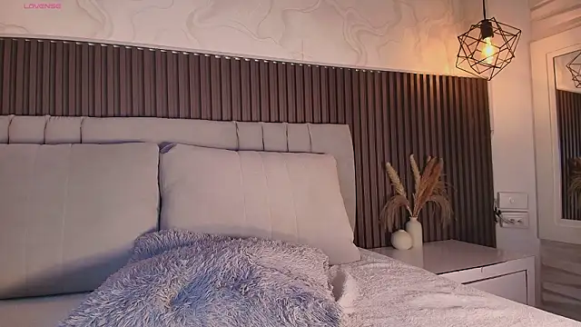 SHANONCLARK Live XXX-Chat