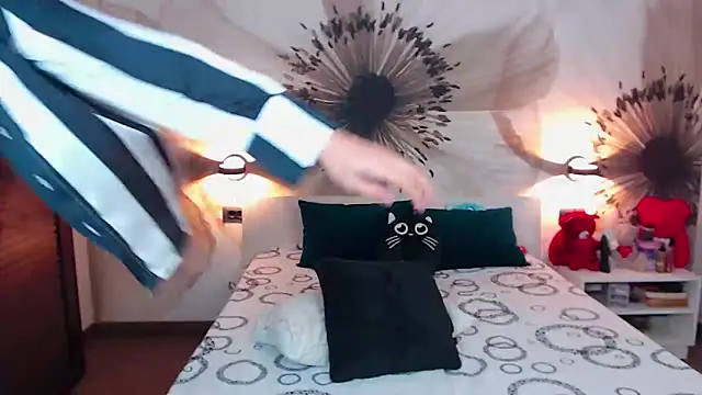 KatherineBisou's Live XXX Chat