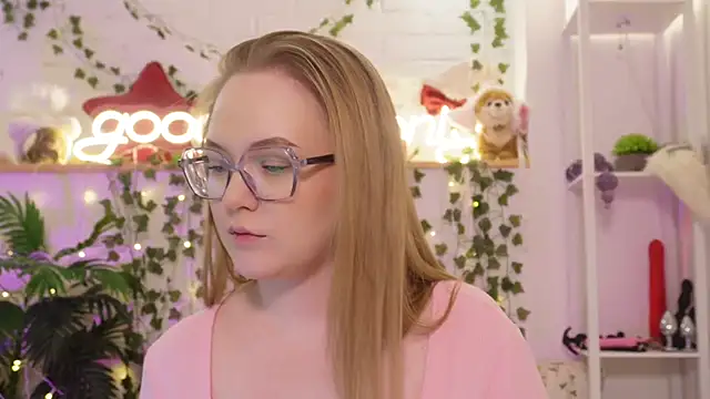 MonicaAsis' Live XXX Chat