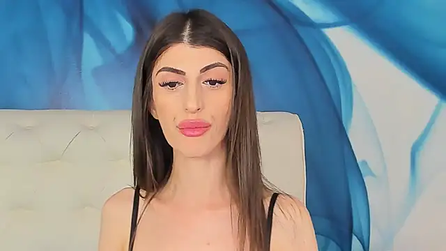 SkinnyDolly's Live XXX Chat