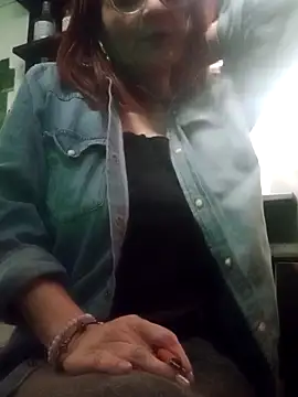 Dannial51's Live XXX Chat