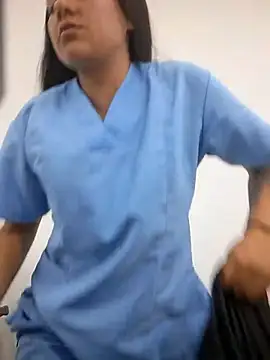 CAROLINE__07's Live XXX Chat