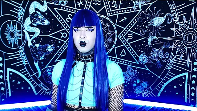 XXX chat uživo modela naomi_satan