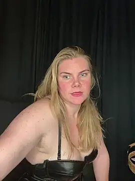 SexyBlondJoanna Live XXX-Chat