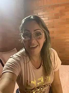 Chat +18 de Milf_Blondehot ao vivo