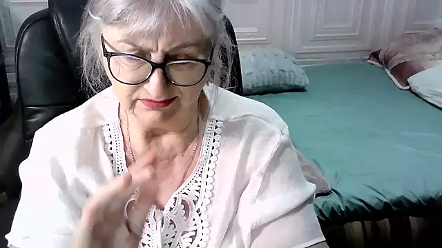 LolkaAlyss live XXX chat