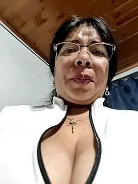 __valentina18's Live XXX Chat