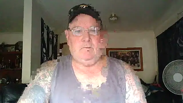 KINKYBLUEYES69's Webcam Show