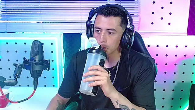 Godofcumxxx's Live XXX Chat