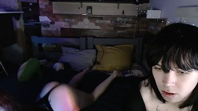 Kinky_Pinky: онлайн-секс-чат