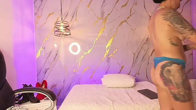 Scaarlettfox's Live XXX Chat