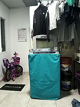 XXX chat uživo modela Tefannyy_