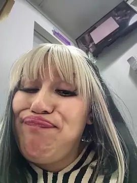 TamySweetness' Live XXX Chat