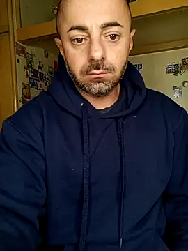 Chat +18 de toro23xxxl ao vivo