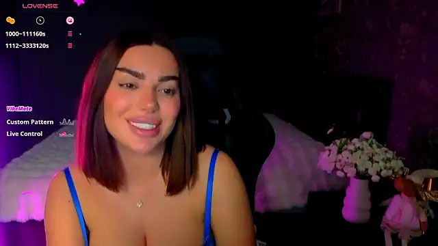 Ayla_Ray's Live XXX Chat