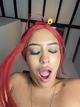 Chat +18 de MystiqueXXX ao vivo