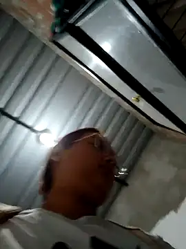 young_dairy01's Live XXX Chat