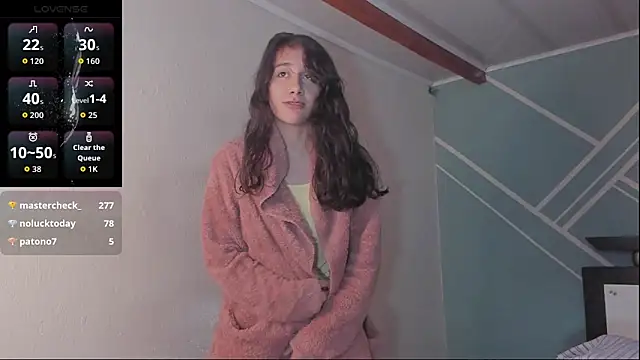 Lucy-Bluesea's Live XXX Chat