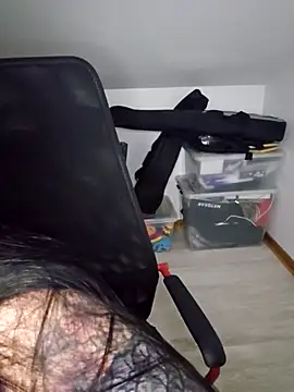 mamamia93m élő XXX-chatje