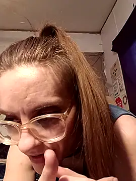 snowbird1117 即時 XXX 聊天