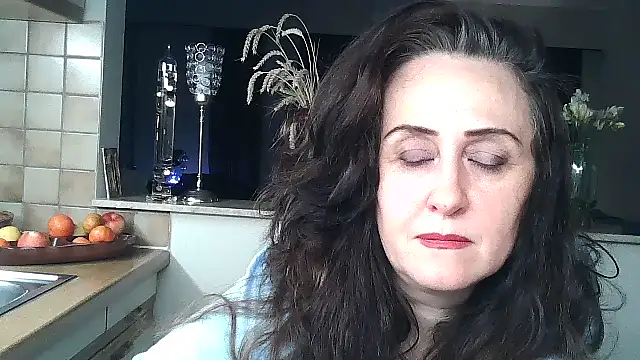 UllimOhi_'s Live XXX Chat