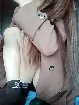 nhinhi-sexy's Live XXX Chat