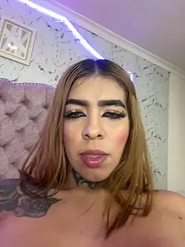 TRIOGOALS3のライブXXXチャット