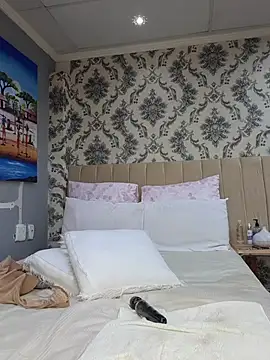 Thasha8のライブXXXチャット