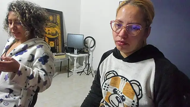 دردشة THEBOSSLARA الجنسية المباشرة