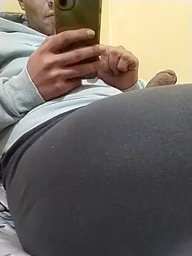 High_desireのライブXXXチャット