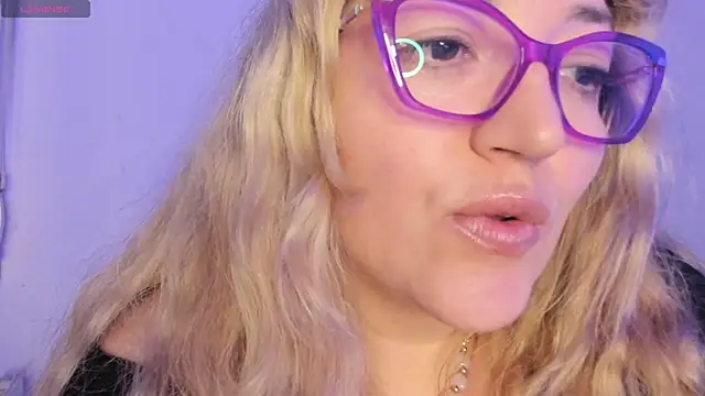 Naty_Mature_'s Webcam Show