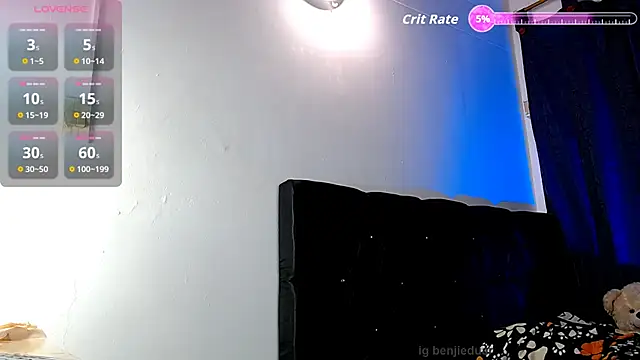 benji_hoter Pertunjukan Webcam