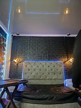 Paloma__LS Adlı Modelin Canlı XXX Sohbeti