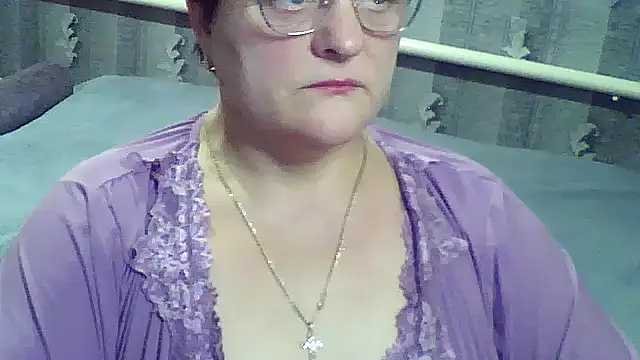 ElzaJewel's Live XXX Chat