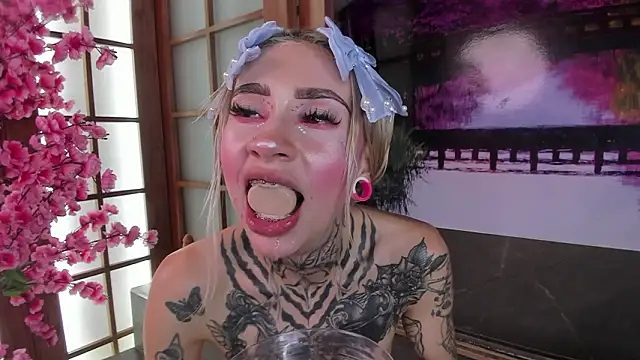 Онлайн чат XXX miss___angel